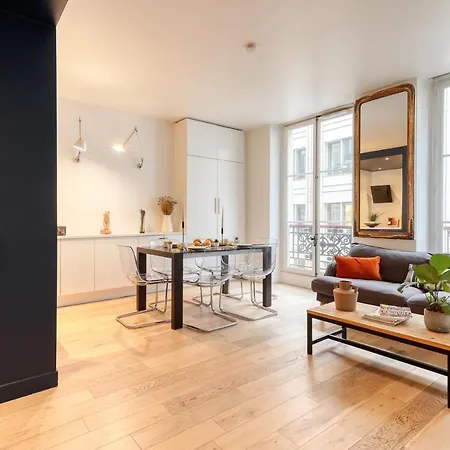 Apartment Gorgeous 2 Bdrs Flat In A Prime Location - Opera