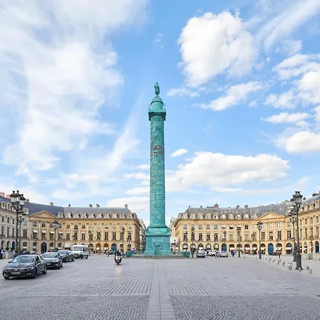 Gorgeous 2 Bdrs Flat In A Prime Location - Opera Apartment